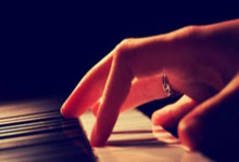 西班牙人对阵皇家马德里，这场德比战藏着多少惊喜与恩怨？